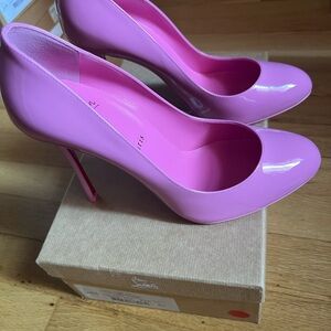New Authentic Christian Louboutin Dolly Pumps in Gummy Pink  size 40